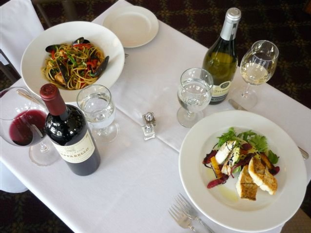 Luci Ancora Restaurant